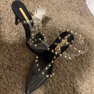 Size 9 heels , new with out tags, Liliana Brand